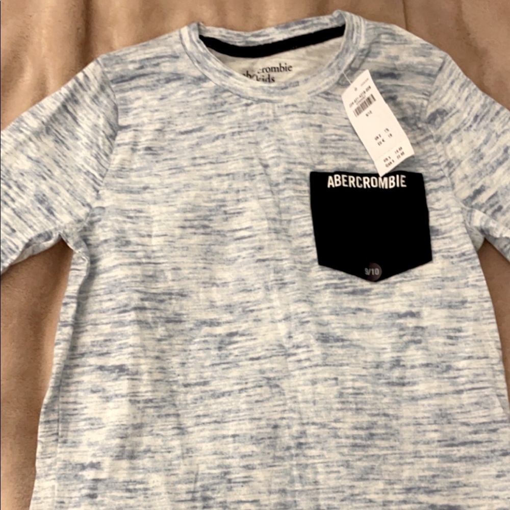 Boys Abrocrombie & Fitch Long Sleeve Spring Tee Shirt